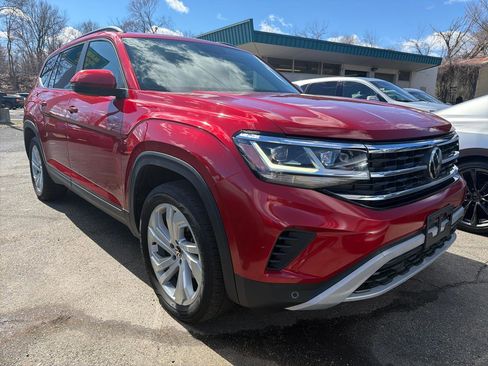 Used 2022 Volkswagen Atlas SE w/ Panoramic Sunroof Package image 3