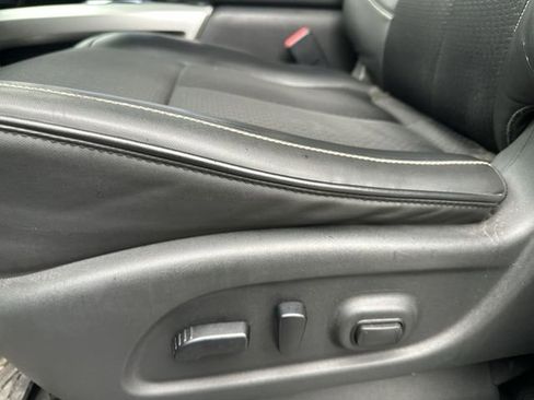 Used 2018 Nissan Titan PRO-4X AWD/4WD image 16