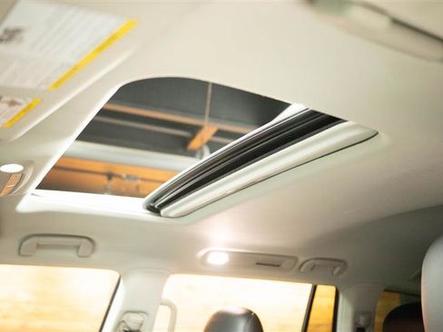 Used 2024 INFINITI QX80 Luxe image 28