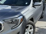 Used 2018 GMC Terrain SLE w/ Driver Convenience Package image 5