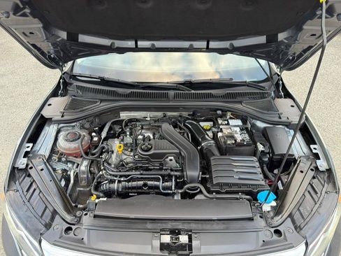 Used 2024 Volkswagen Jetta SE FWD image 45