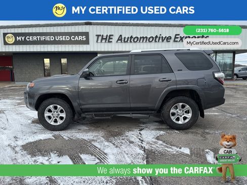 Used 2017 Toyota 4Runner SR5 image 8