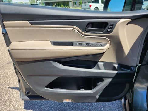 Used 2019 Honda Odyssey EX-L image 22