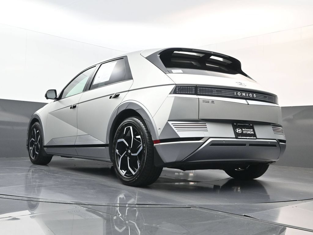 Certified 2024 Hyundai Ioniq 5 Limited RWD image 27