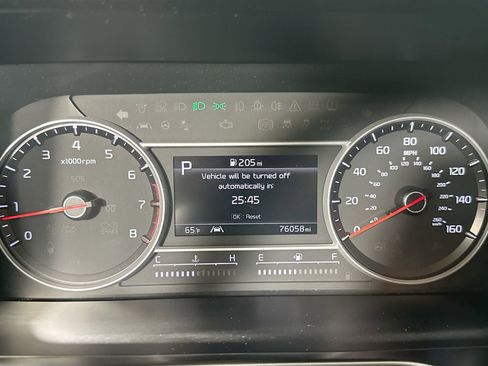 Used 2021 Kia Sorento S image 10