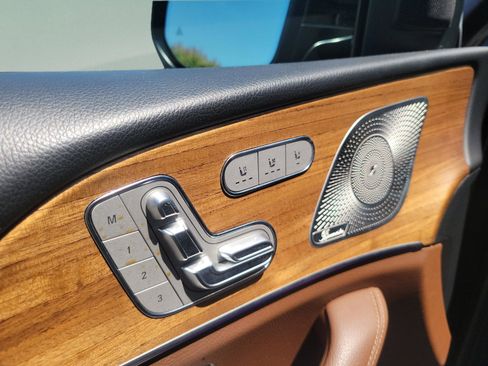 Used 2024 Mercedes-Benz GLS 450 4MATIC image 13