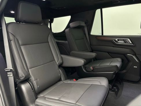 New 2026 GMC Yukon Denali w/ Sun & Power Step Package image 41