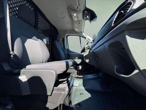 Used 2023 Ford Transit 250 Low Roof AWD w/ Exterior Upgrade Package image 20
