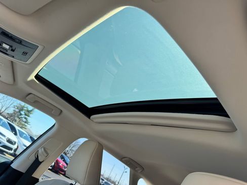 Used 2022 Lexus RX 350L FWD w/ Premium Package image 35