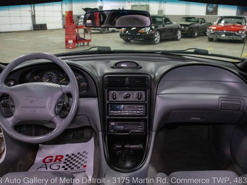 Used 1995 Ford Mustang GT image 16