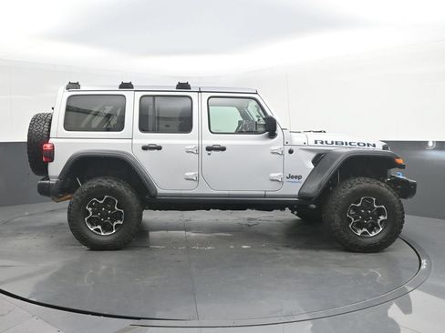 Used 2022 Jeep Wrangler Unlimited Rubicon 4xe w/ Steel Bumper Group AWD/4WD image 8