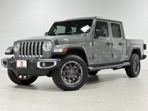 Used 2021 Jeep Gladiator Overland w/ Popular Equipment Package image 2