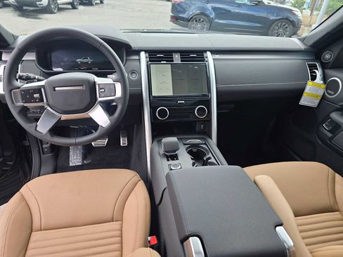 New 2026 Land Rover Discovery Dynamic SE AWD/4WD image 22