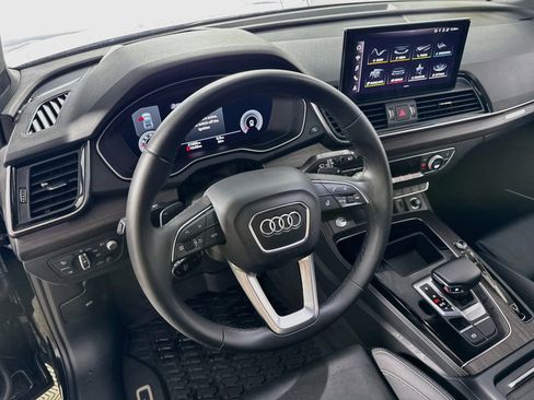 Used 2023 Audi Q5 2.0T Prestige w/ Prestige Package image 25