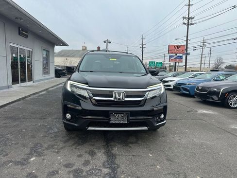 Used 2019 Honda Pilot Touring image 2