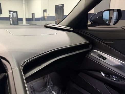 Used 2026 Chevrolet Corvette Stingray Coupe w/ 1LT image 25