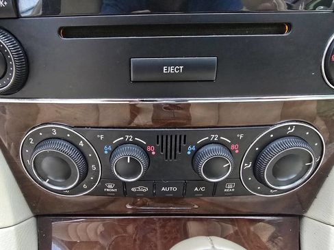 Used 2007 Mercedes-Benz C 280 Sedan image 37