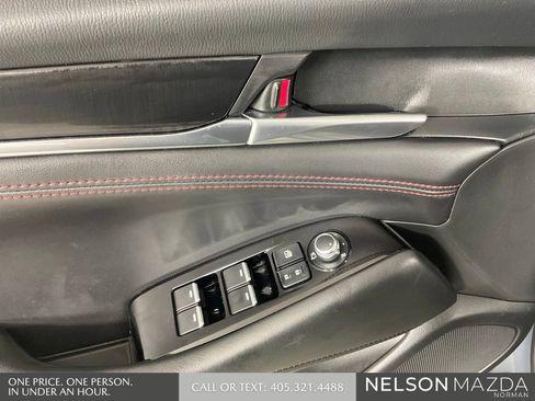 Used 2021 MAZDA MAZDA6 Carbon Edition FWD image 18