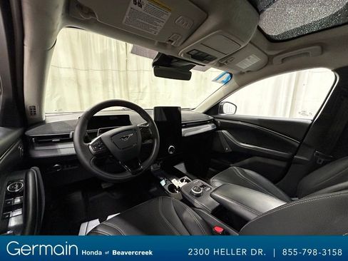 Used 2021 Ford Mustang Mach-E Premium image 15