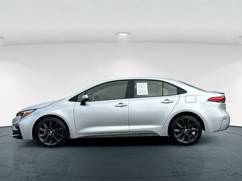 Used 2023 Toyota Corolla XSE w/ Carpet Mat Package (TMS) FWD image 3