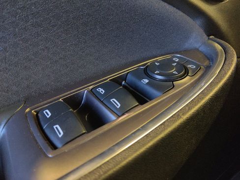 Used 2018 Chevrolet Malibu LT FWD image 27