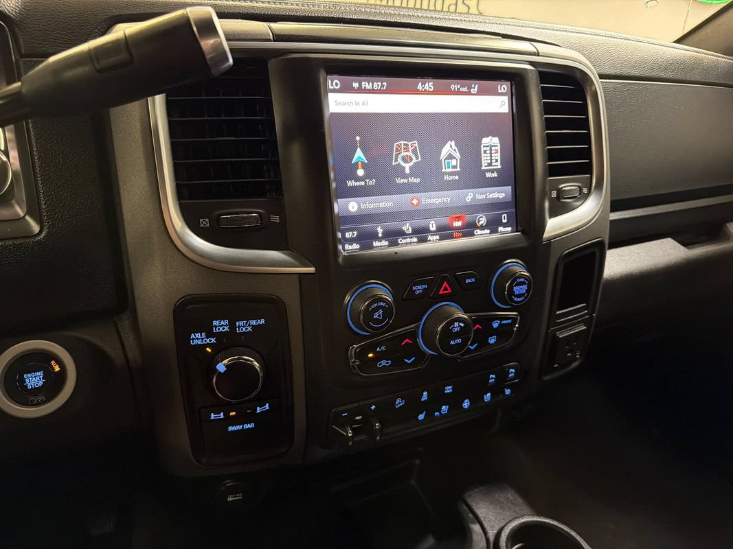 Used 2018 RAM 2500 Power Wagon w/ Leather & Luxury Group AWD/4WD image 18
