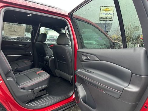 New 2026 Chevrolet Traverse RS image 14