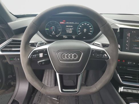 Used 2024 Audi e-tron GT Premium Plus AWD/4WD image 29