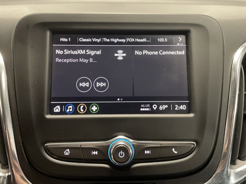 Used 2023 Chevrolet Equinox LT image 9