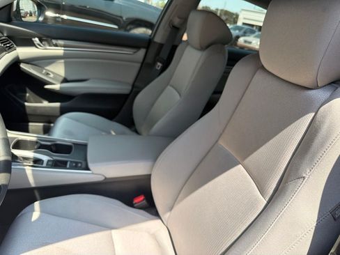 Used 2020 Honda Accord LX image 5