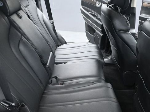 Used 2024 Genesis GV80 2.5T image 18