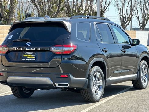 New 2026 Honda Pilot EX-L image 4