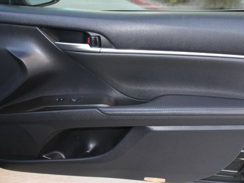 Used 2023 Toyota Camry XLE FWD image 22