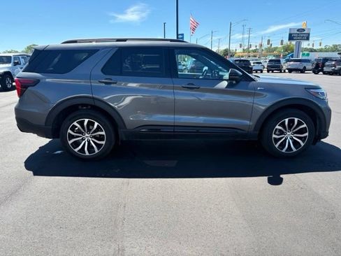Used 2026 Ford Explorer ST-Line AWD/4WD image 8