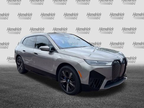 Used 2024 BMW iX xDrive50 w/ Sport Package AWD/4WD image 2
