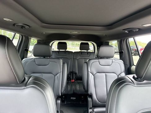 New 2026 Jeep Grand Cherokee L Limited AWD/4WD image 31
