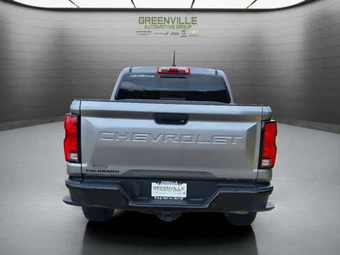 Used 2023 Chevrolet Colorado Z71 w/ Z71 Convenience Package 2 image 5