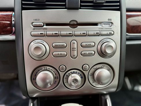 Used 2009 Mitsubishi Galant ES image 17