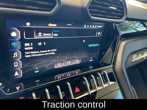 Used 2022 Lamborghini Urus image 8