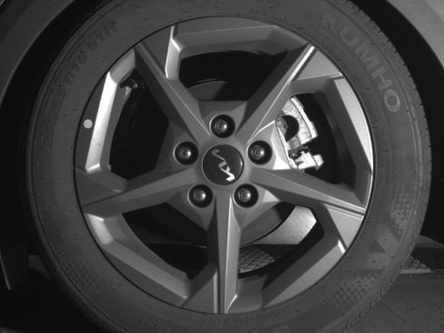 Used 2025 Kia K4 FWD image 14
