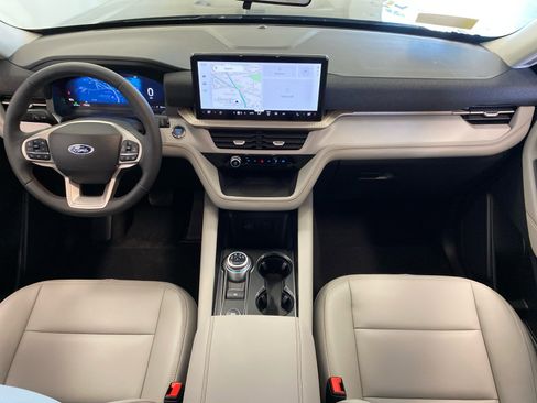 New 2026 Ford Explorer Active w/ Active Comfort Package AWD/4WD image 12