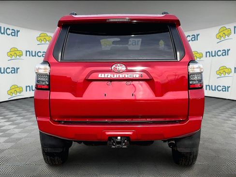 Used 2024 Toyota 4Runner SR5 image 5