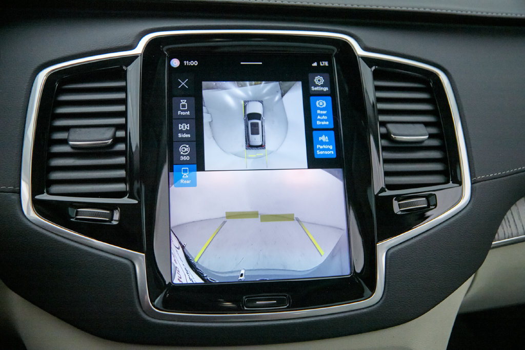 Certified 2025 Volvo XC90 T8 Ultra w/ Protection Package Premier AWD/4WD image 35
