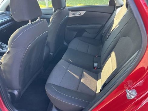 Used 2024 Kia Forte LXS FWD image 6