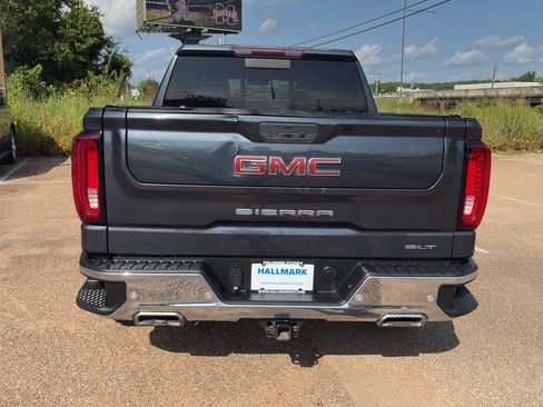 Used 2021 GMC Sierra 1500 SLT w/ SLT Premium Plus Package AWD/4WD image 5