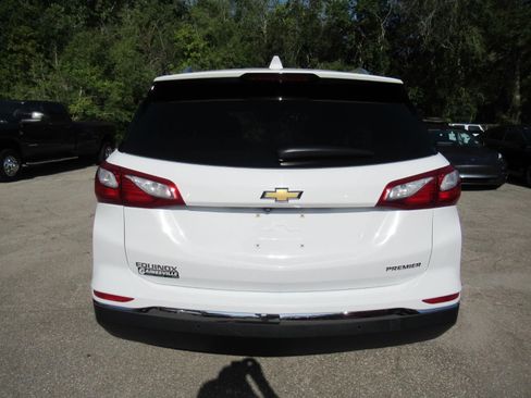 Used 2019 Chevrolet Equinox Premier FWD image 6