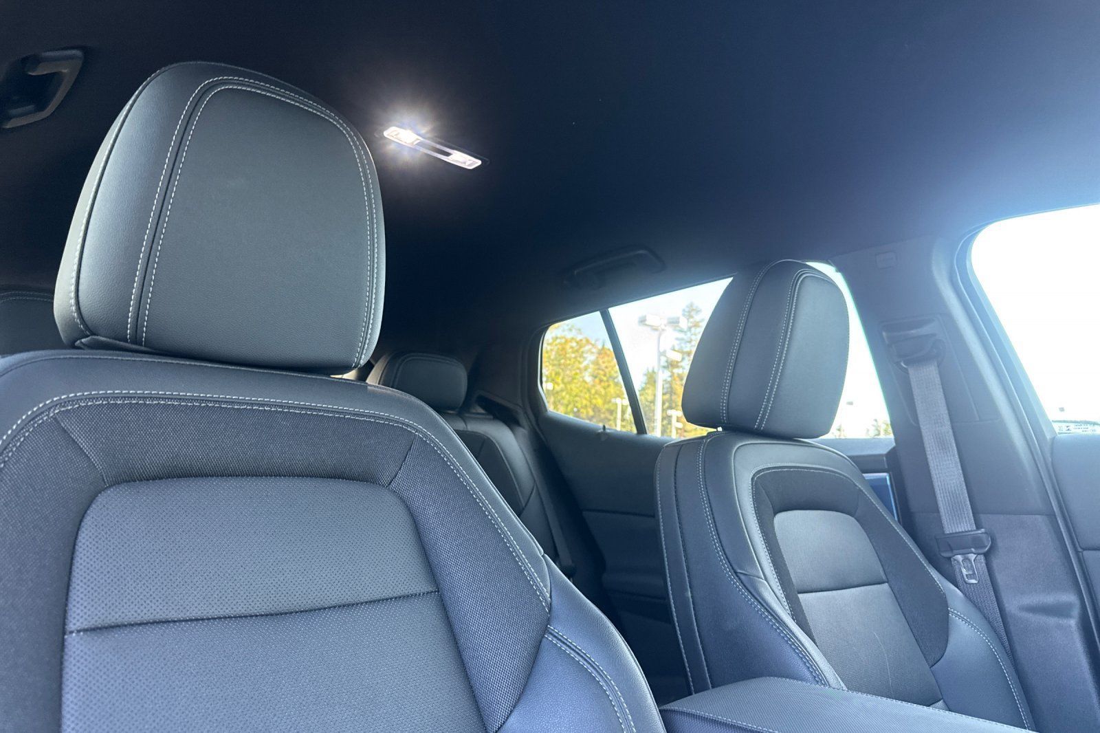 Used 2024 Chevrolet Equinox EV LT FWD image 19