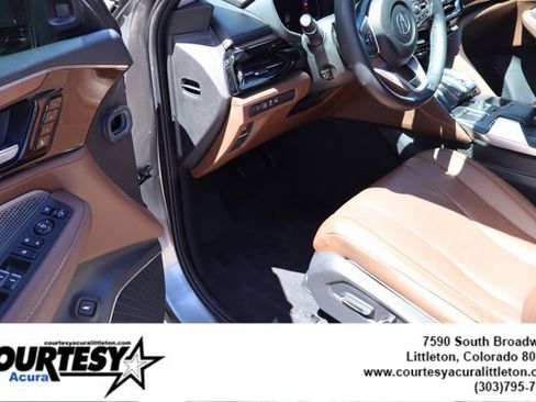Used 2024 Acura MDX SH-AWD w/ Technology Package image 24