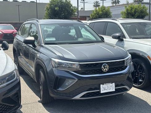 Certified 2023 Volkswagen Taos S image 3