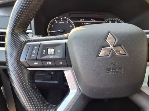 Used 2022 Mitsubishi Outlander SEL AWD/4WD image 23